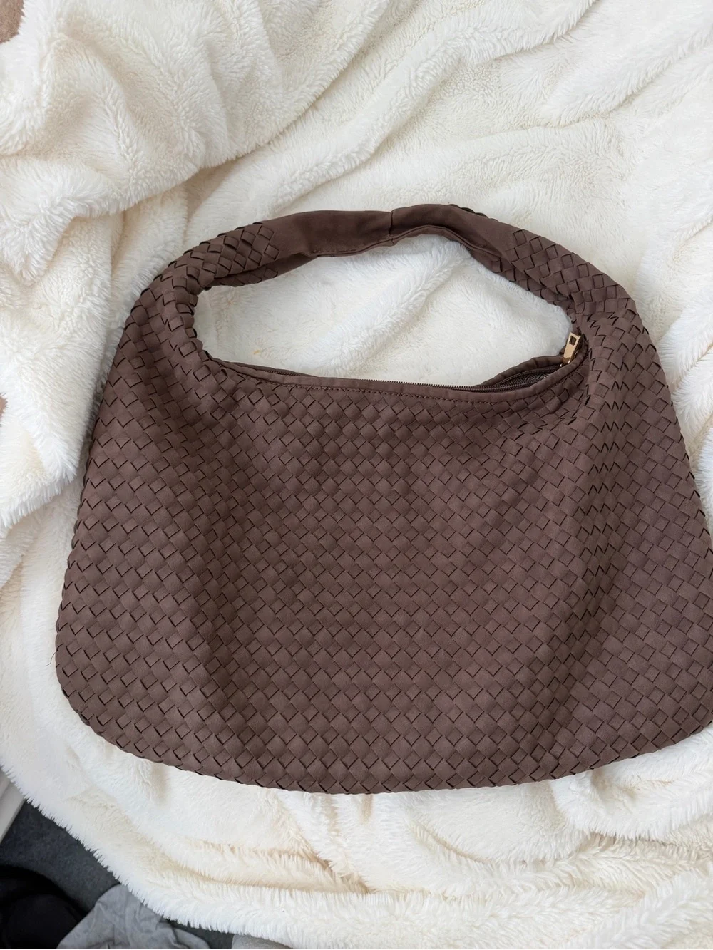 Woven Suede Shoulder Hobo Bag - Brown